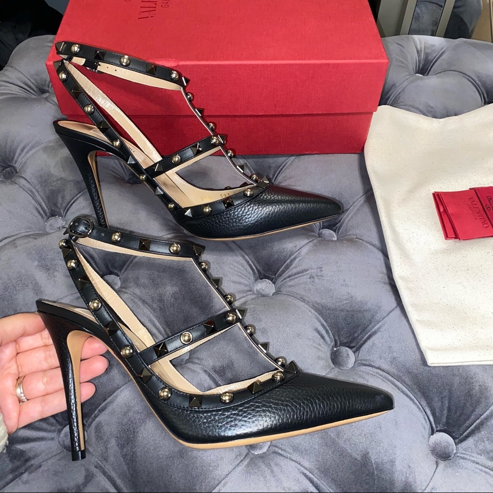 New Size 39.5 Valentino Garavani Rockstud Black Leather Pumps - Picture 2 of 10
